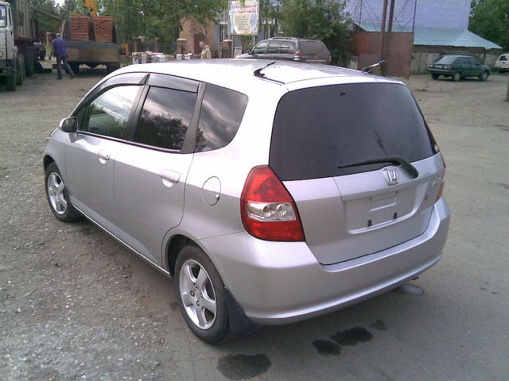 2004 Honda Fit