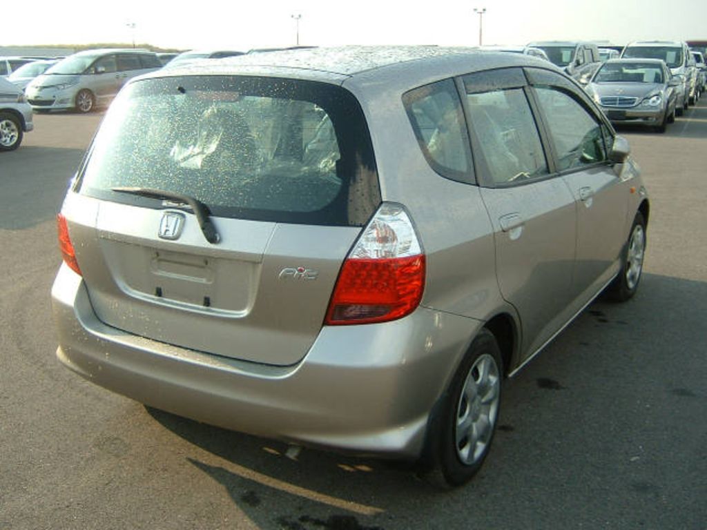 2004 Honda Fit