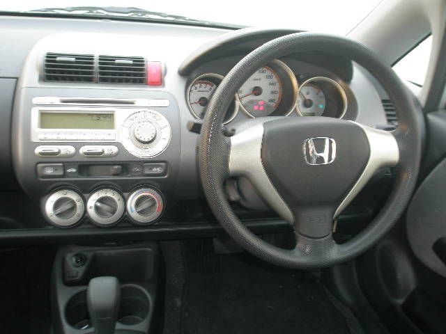 2004 Honda Fit