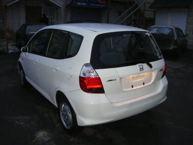 2004 Honda Fit
