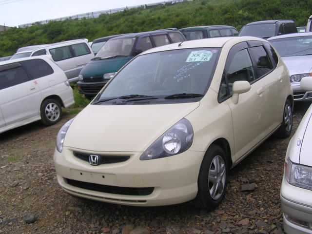 2004 Honda Fit