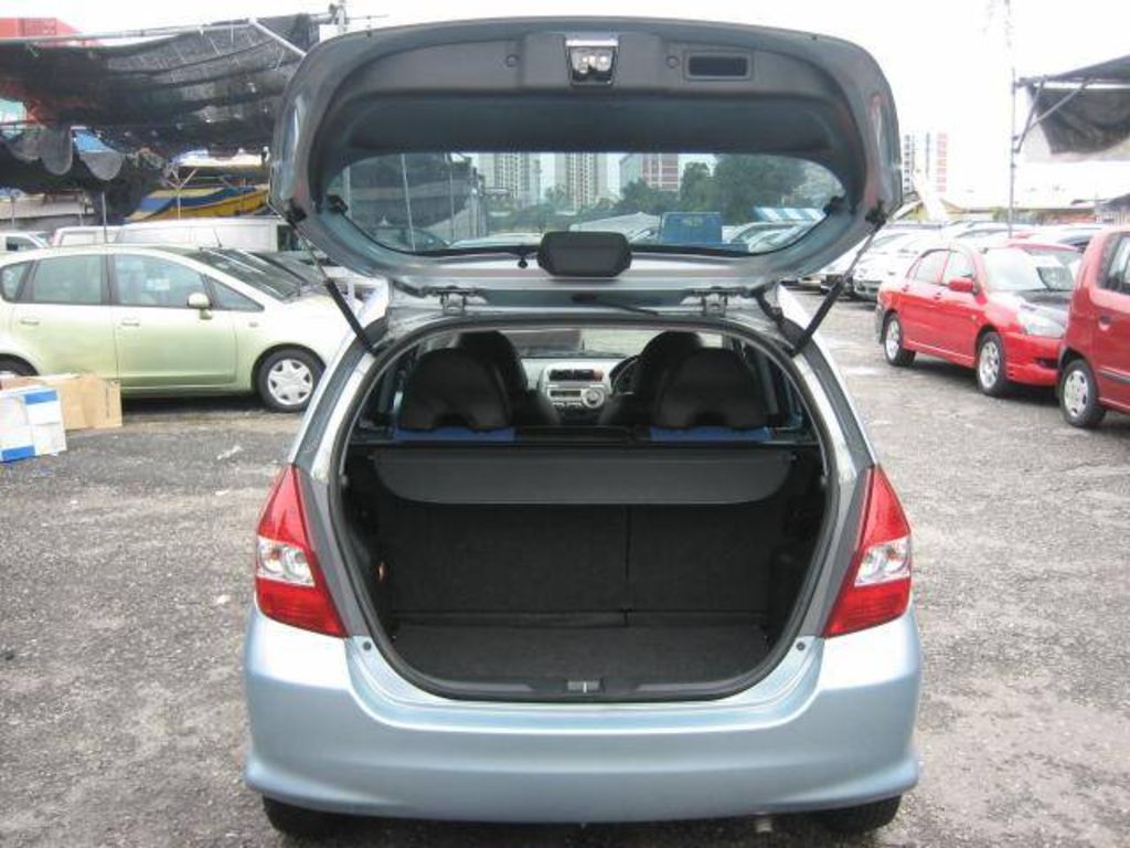 2004 Honda Fit