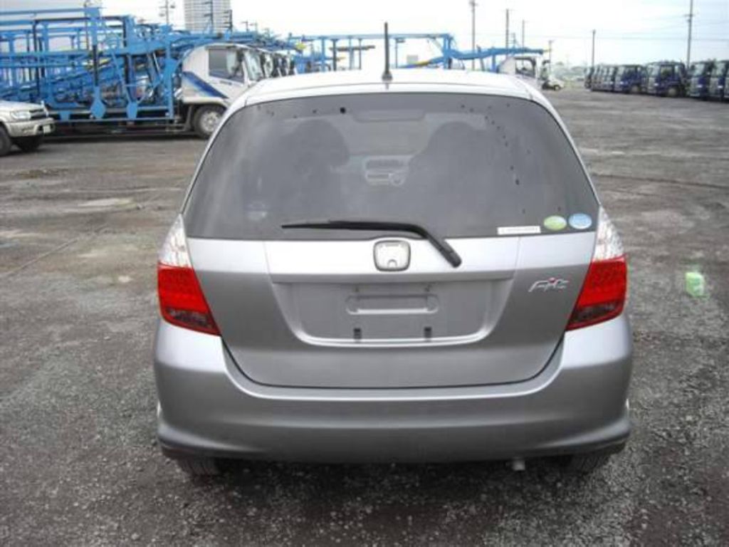 2004 Honda Fit