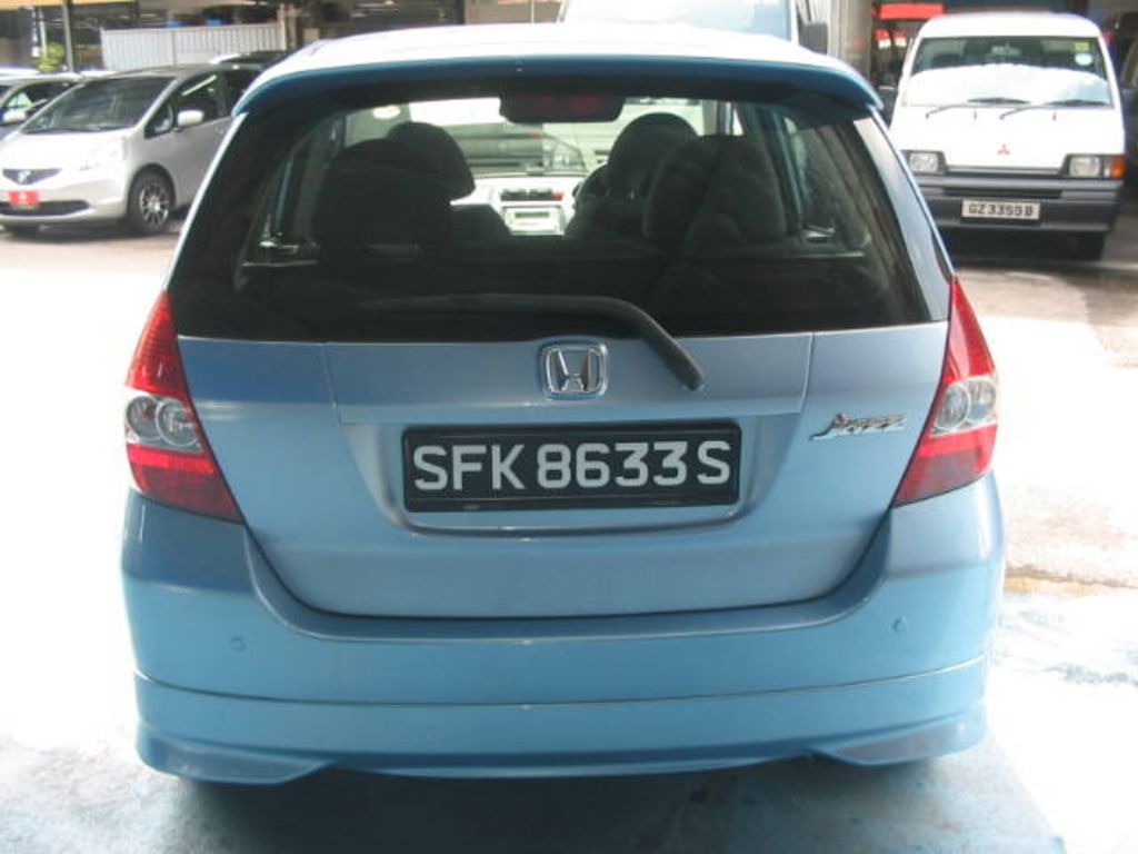 2004 Honda Fit