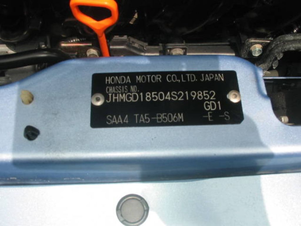 2004 Honda Fit