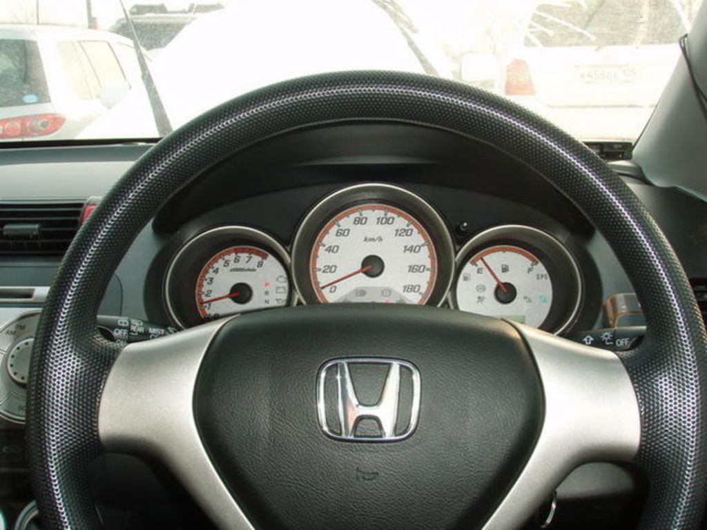 2004 Honda Fit