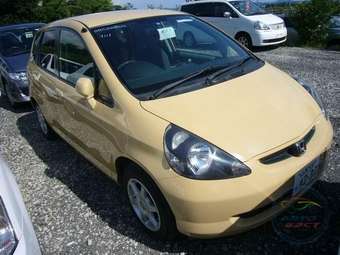 2004 Honda Fit