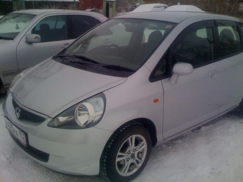 2004 Honda Fit