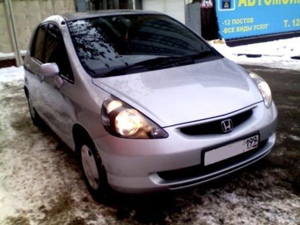 2004 Honda Fit