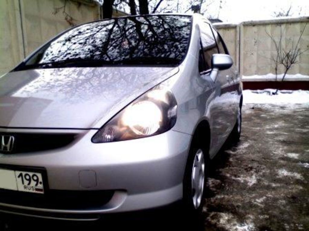 2004 Honda Fit