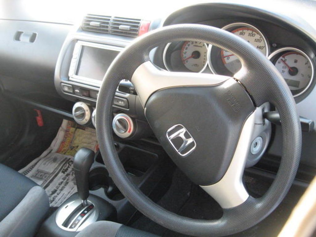 2004 Honda Fit