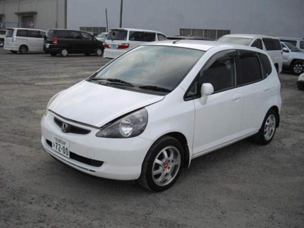 2004 Honda Fit