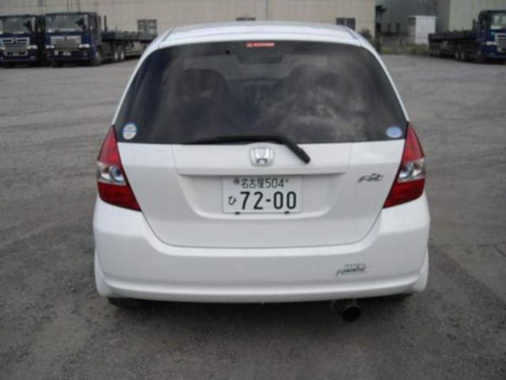 2004 Honda Fit