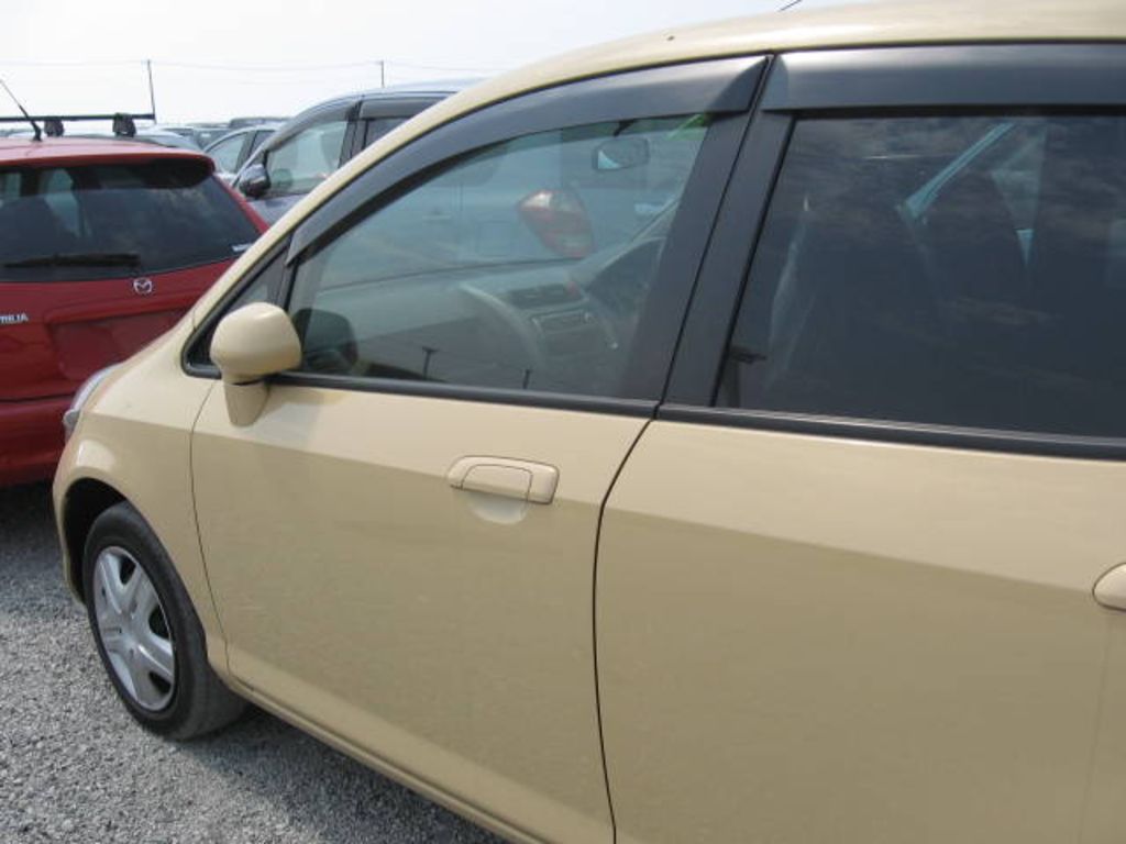 2004 Honda Fit