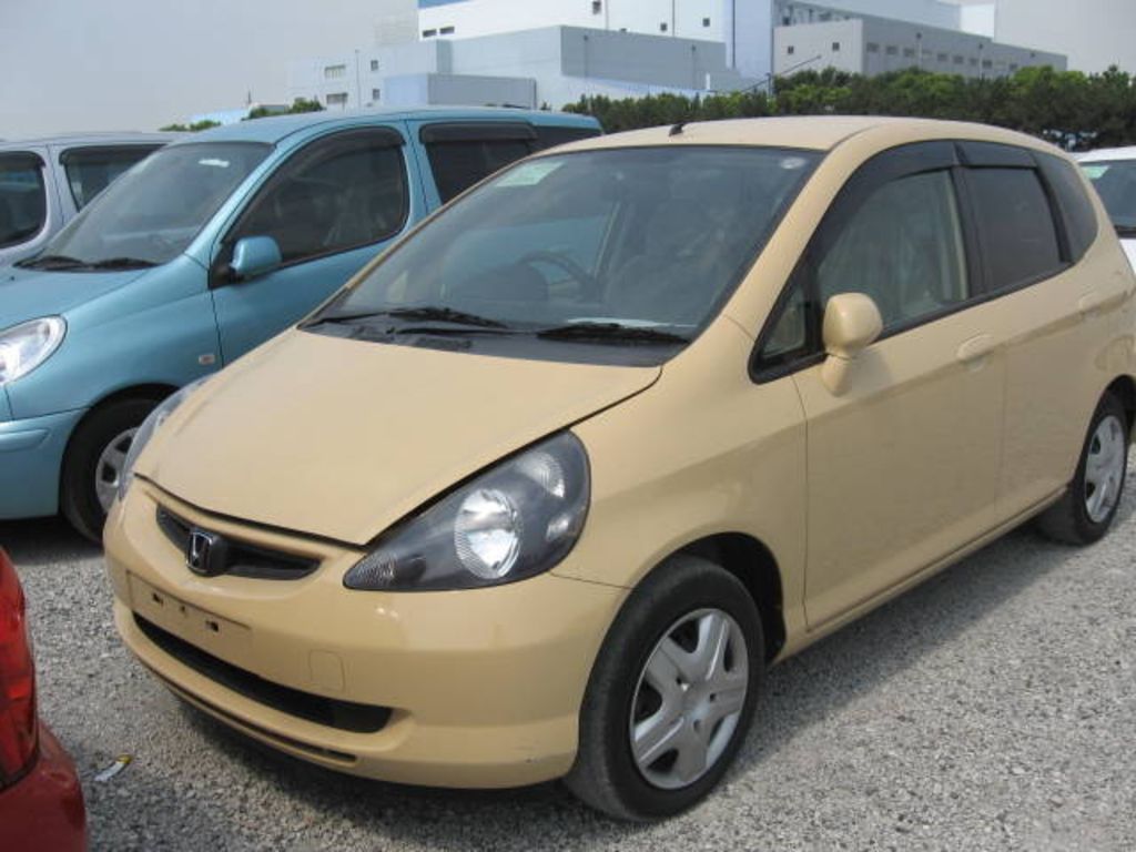 2004 Honda Fit