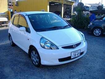 2004 Honda Fit Pictures