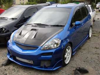 2004 Honda Fit Photos