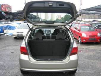 2004 Honda Fit Pics