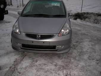 2004 Honda Fit Pictures