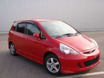 2004 Honda Fit Pictures