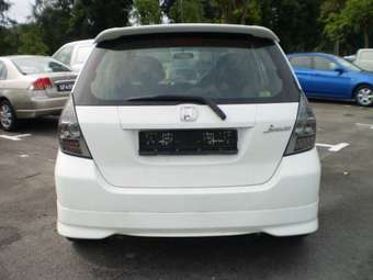 2004 Honda Fit Pictures