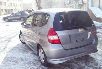 2004 Honda Fit Wallpapers