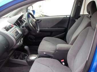 2004 Honda Fit Pictures