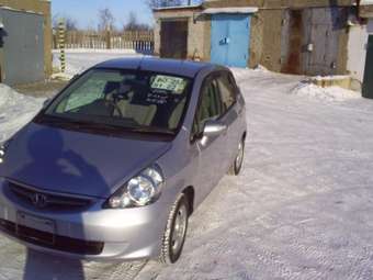 2004 Honda Fit Photos