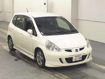 2004 Honda Fit Pictures