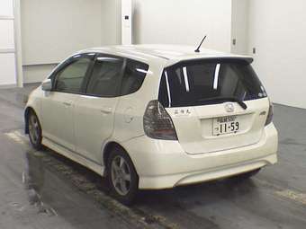 2004 Honda Fit Pictures