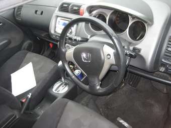 2004 Honda Fit Pictures