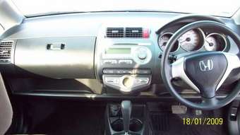 2004 Honda Fit Pictures