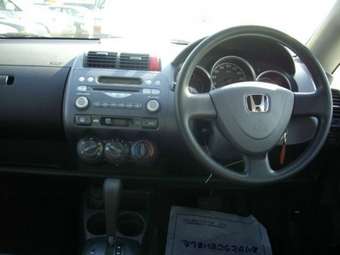 2004 Honda Fit Images