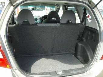 2004 Honda Fit Pictures