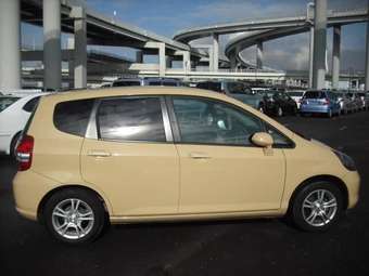 2004 Honda Fit Pics