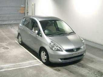 2004 Honda Fit Pictures
