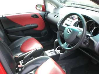 2004 Honda Fit Photos