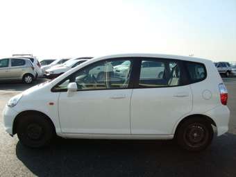 2004 Honda Fit Photos