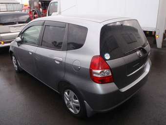2004 Honda Fit Pictures