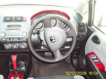 2004 Honda Fit Pictures