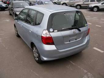 2004 Honda Fit Photos