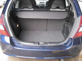 2004 Honda Fit Pictures