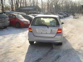 2004 Honda Fit Photos