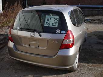 2004 Honda Fit Photos