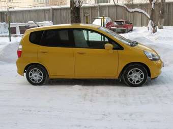 2004 Honda Fit Images