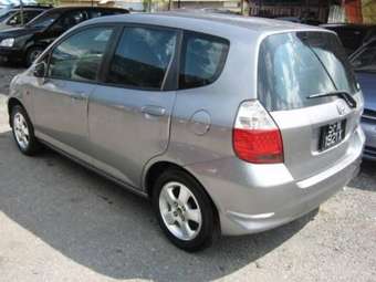 2004 Honda Fit Pictures