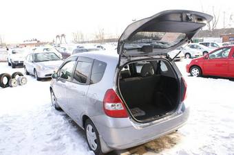 2004 Honda Fit Pictures