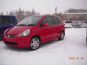 2004 Honda Fit Pictures