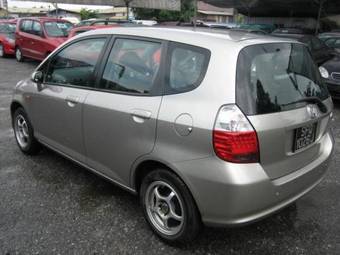 2004 Honda Fit Photos