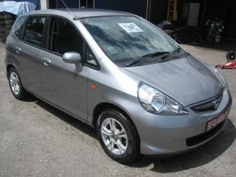 2004 Honda Fit Pictures